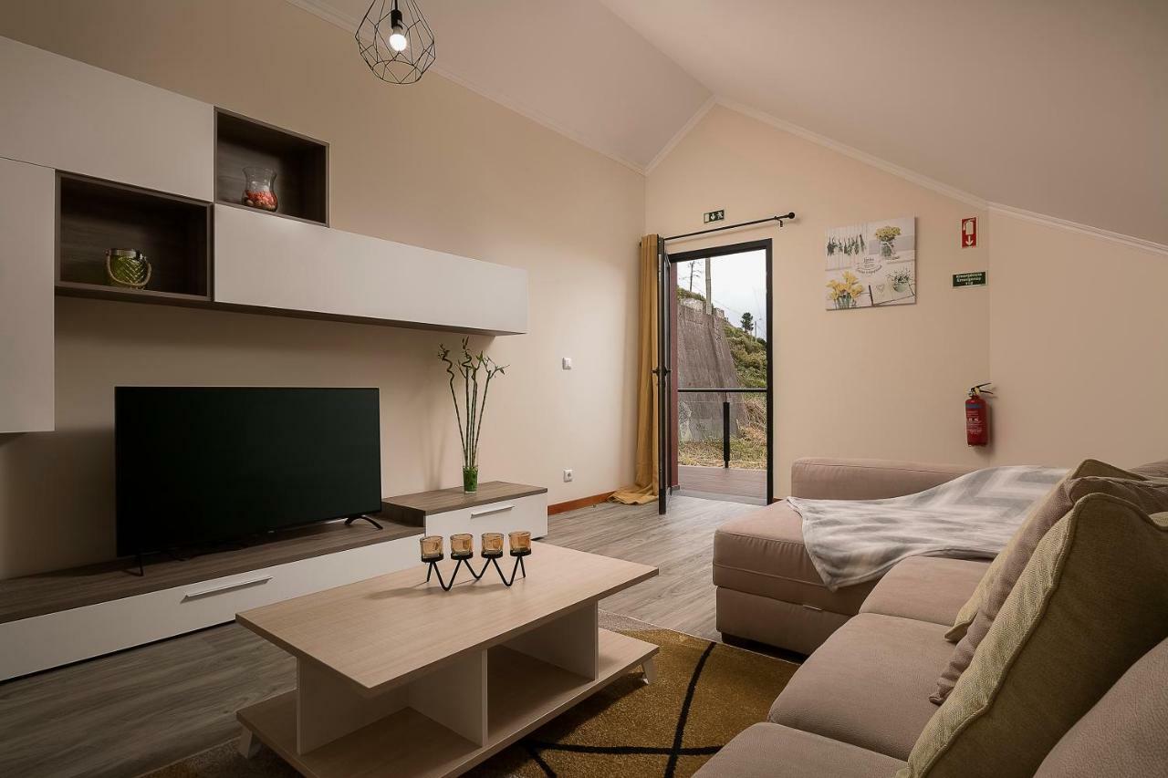 リベイラ・ブラーヴァ Sea View Loft Madeiraヴィラ エクステリア 写真